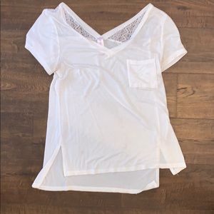 White tee